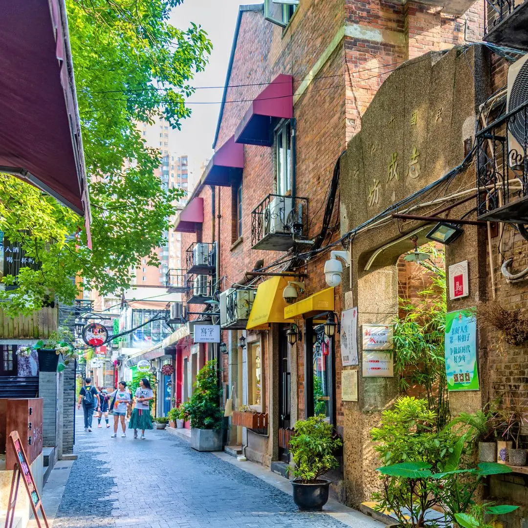 Hidden Gems: Xintiandi and Tianzifang — The Ultimate Guide to Shanghai’s Shikumen Alleys