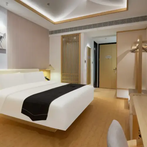 Yonglan Superior Double Bed Room (65-Inch Screen Projection Tv + Smart Home + Laifen Hair Dryer) Yonglan Superior Double Bed Room (65-Inch Screen Projection Tv + Smart Home + Laifen Hair Dryer)